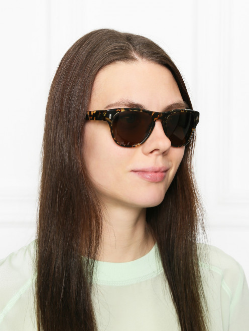 Очки солнцезащитные в роговой оправе Oliver Peoples - МодельОбщийВид