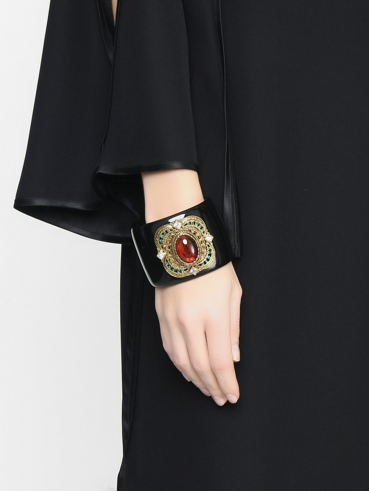 Широкий браслет с камнем Thot Gioielli  –  МодельВерхНиз  – Цвет:  Черный